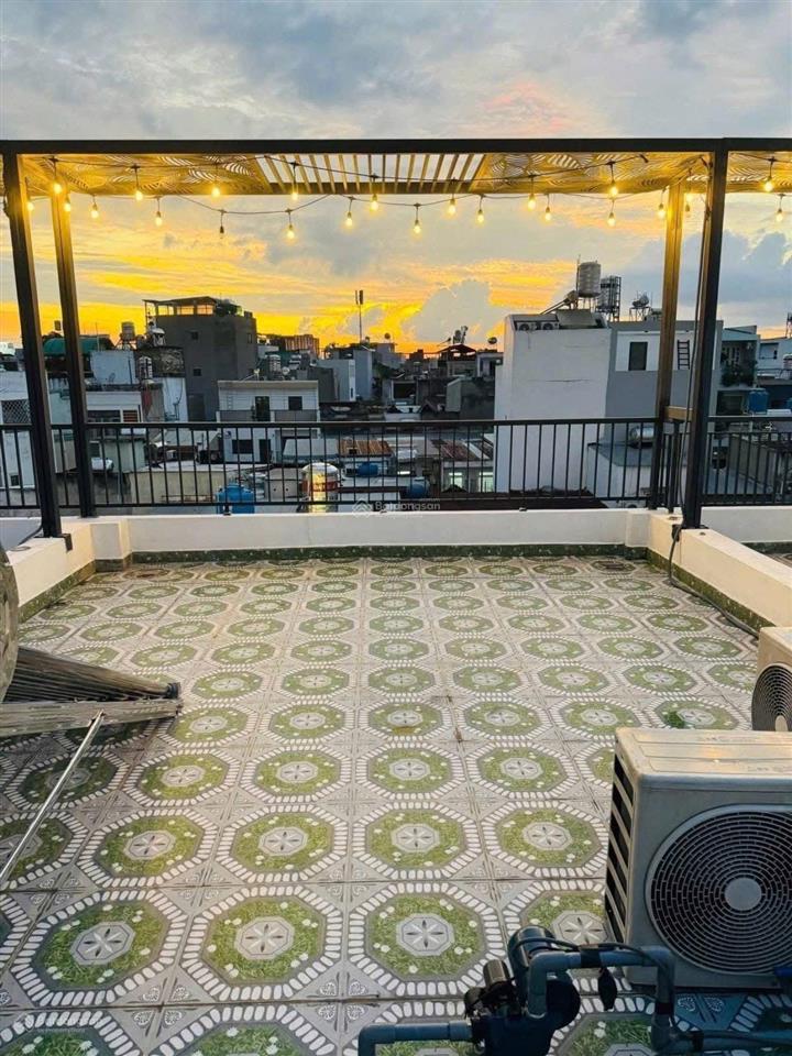 Nhà đẹp gò vấp hẻm xe hơi gần dreamhome và chợ thạch đà 44m, 3 tầng, full nội thất, 5 tỷ ++