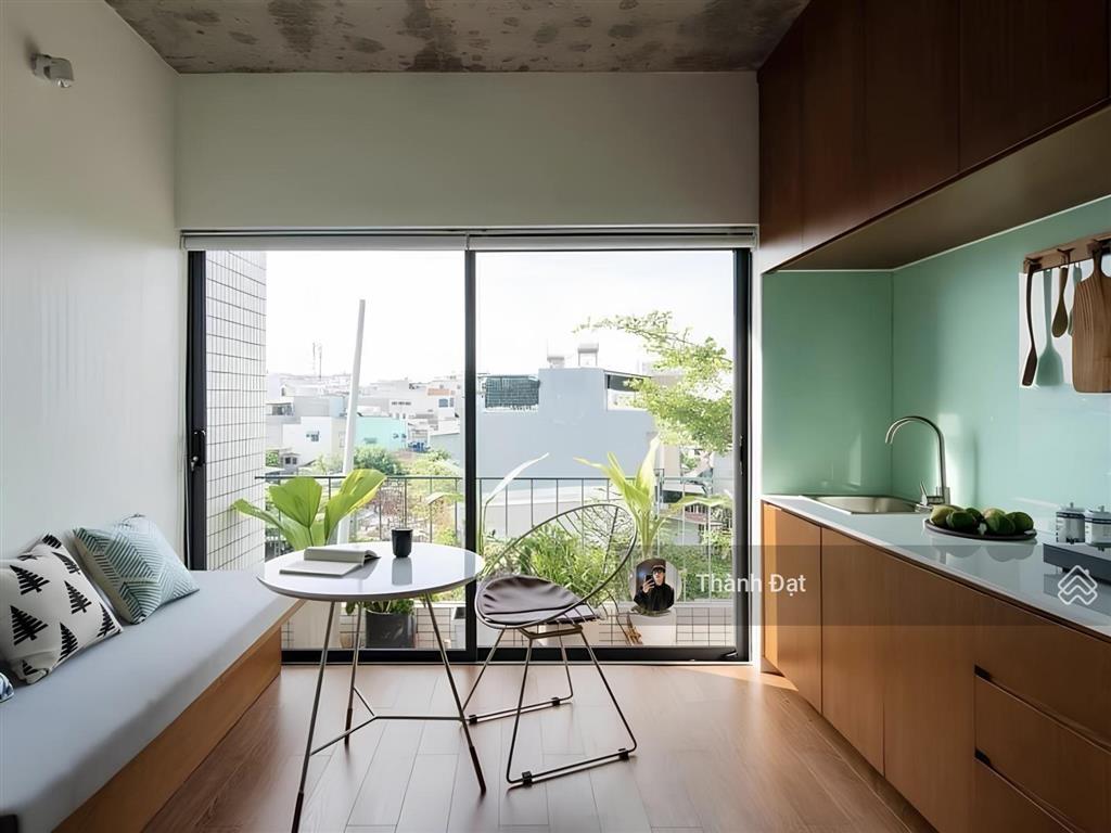 Căn hộ studio tách bếp có ban công cửa sổ thoáng, diện tích 40m2  full nội thất, gần cầu thủ thiêm
