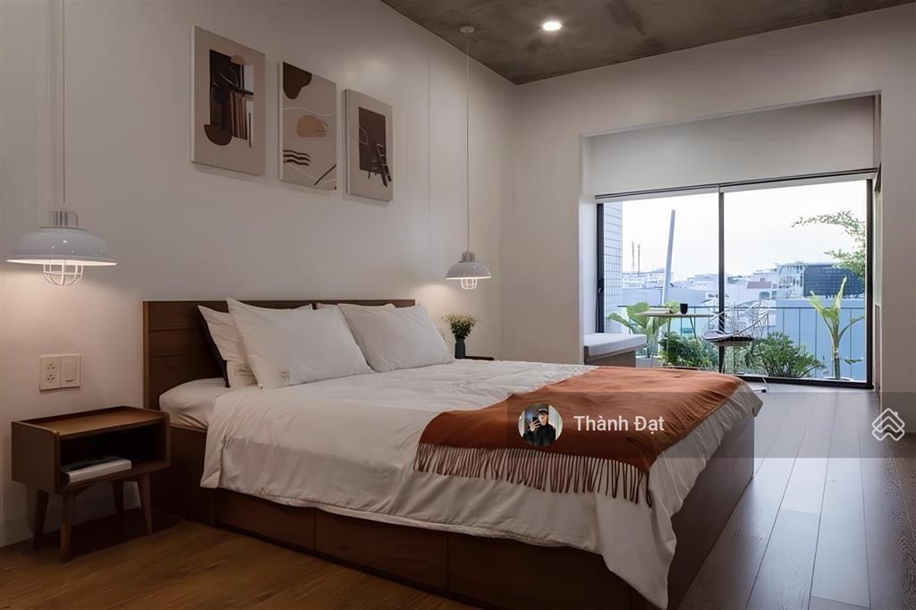 Căn hộ studio tách bếp có ban công cửa sổ thoáng, diện tích 40m2  full nội thất, gần cầu thủ thiêm