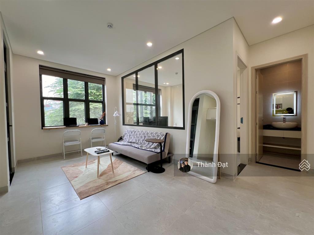 Thuê căn hộ lê quý đôn quận 3, 1 phòng ngủ 1 phòng khách balcony & cửa sổ 52m2, gần dinh độc lập