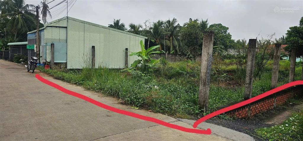 Bán đất ấp 2 nhị thành, thủ thừa, long an giá 1tỷ8 có sẵn nền móng nhà cấp 4.  0919 541 ***