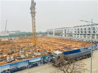Mở bán shophouse view chung cư