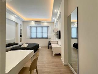 Căn hộ cửa sổ thoáng full nt hiện đại tone trắng xám 35m2 hai bà trưng, quận 3