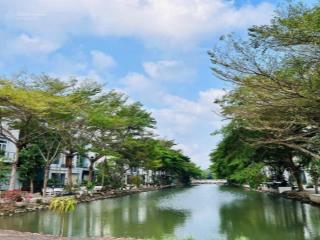 Bán nhà đường số  phạm hữu lầu, p. phú mỹ, quận 7, 4 tầng, 5*18m, chỉ 10 tỷ cách phú mỹ hưng 300m