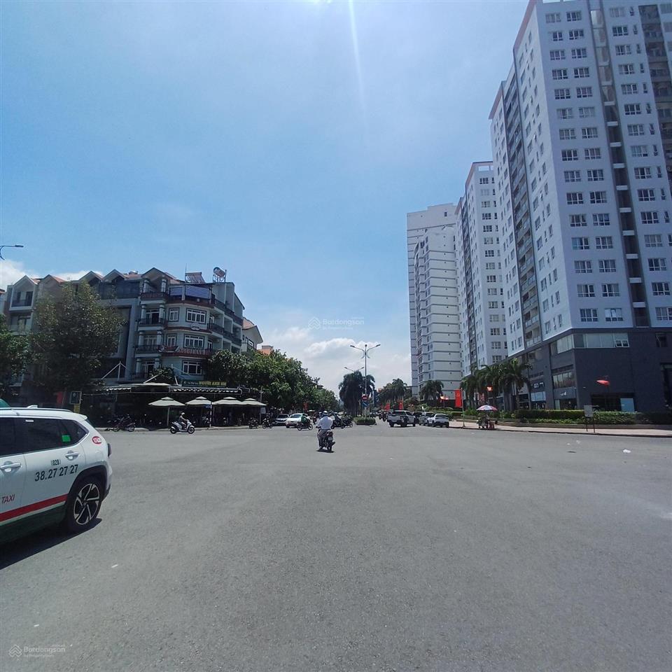 Bán nhà quận 7  ngang khủng 12m  đ. hoàng trọng mậu 30m  p. tân hưng  sổ hồng riêng  chỉ 38 tỷ