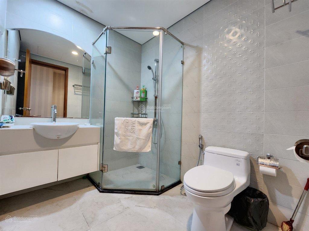 Chính chủ cho thuê gấp căn hộ tại royal city, tòa r6, 55m2, 1pn, giá 14 triệu/th,  0365 691 ***