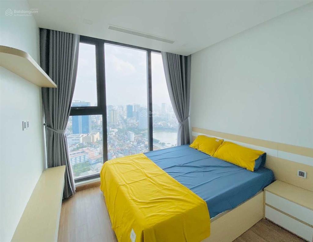 (mới) cho thuê căn hộ tại vinhomes metropolis, 82m2, 2pn, 30 triệu, nội thất full,  0365 691 ***