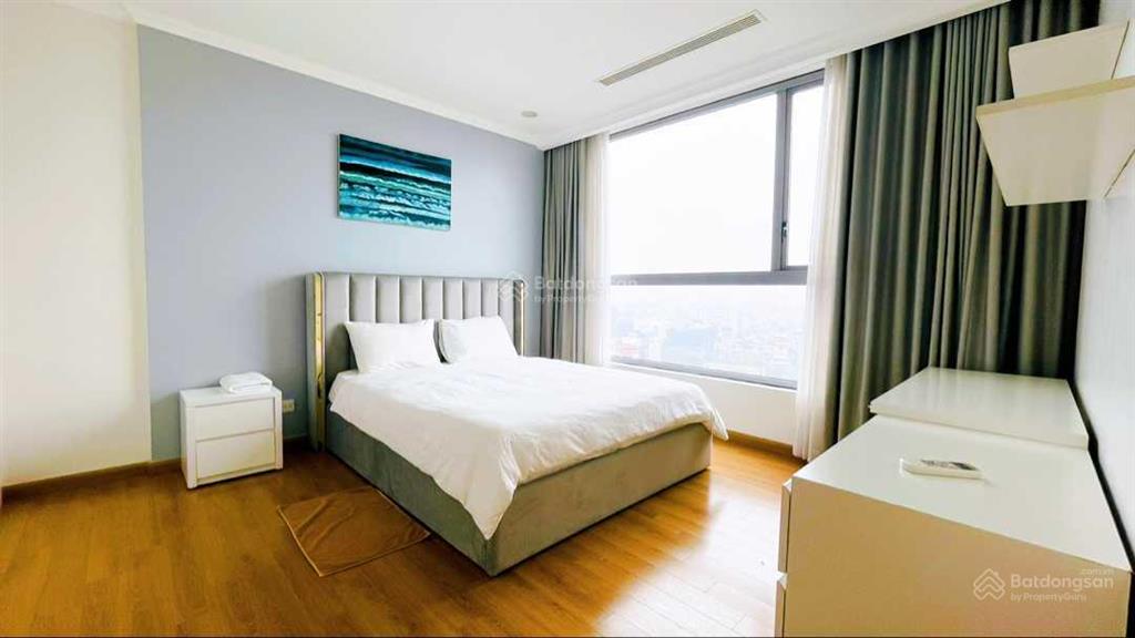 Cho thuê căn hộ tại vinhomes nguyễn chí thanh, 86m2, 2pn, 23 triệu,  0365 691 ***