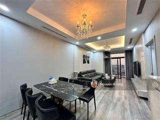 Bán nhanh căn hộ tại royal city, 2pn, 88m2, 9.3 tỷ,  0365 691 ***