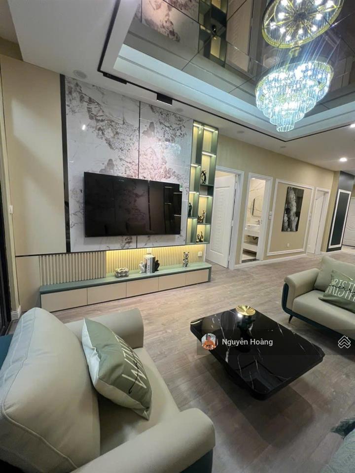 Bán nhanh căn hộ tại royal city, 2pn, 90m2, 11.7 tỷ, full nội thất,  0365 691 ***
