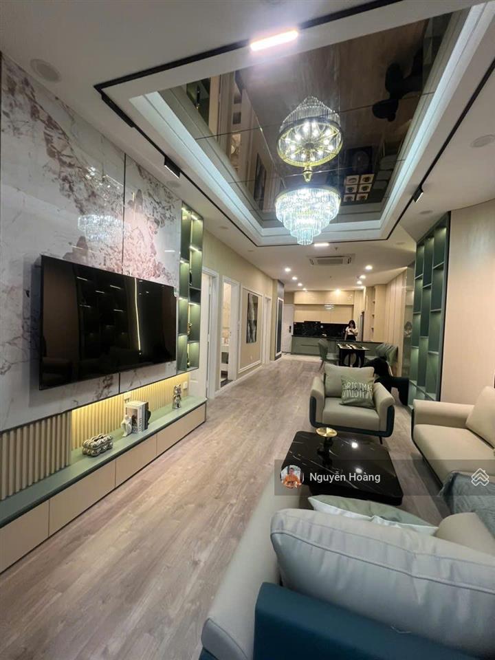 Bán nhanh căn hộ tại royal city, 2pn, 90m2, 11.7 tỷ, full nội thất,  0365 691 ***