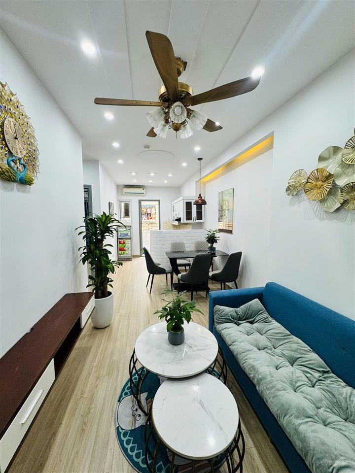 Căn hộ 56 m2 thiết kế 2 phòng ngủ, 2 vệ sinh, phòng khách bếp, nội thất đầy đủ
