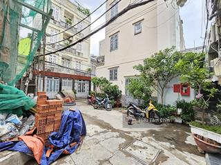 Dòng tiền cao, diện tích to, giá sốc, 92.8m2, 4 tầng, 8 phòng