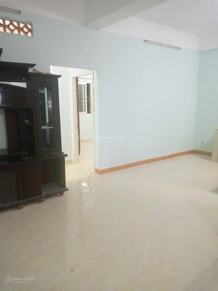 Cho thuê cc studio, 32m2, 3,3tr, sát đường đào trinh nhất  phạm văn đồng
