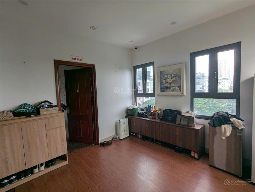 Bán nhà mặt phố lô góc 3 thoáng 46 tỷ, 70m2, 6 tầng, mt 4,5m view hồ lạc long quân  tây hồ