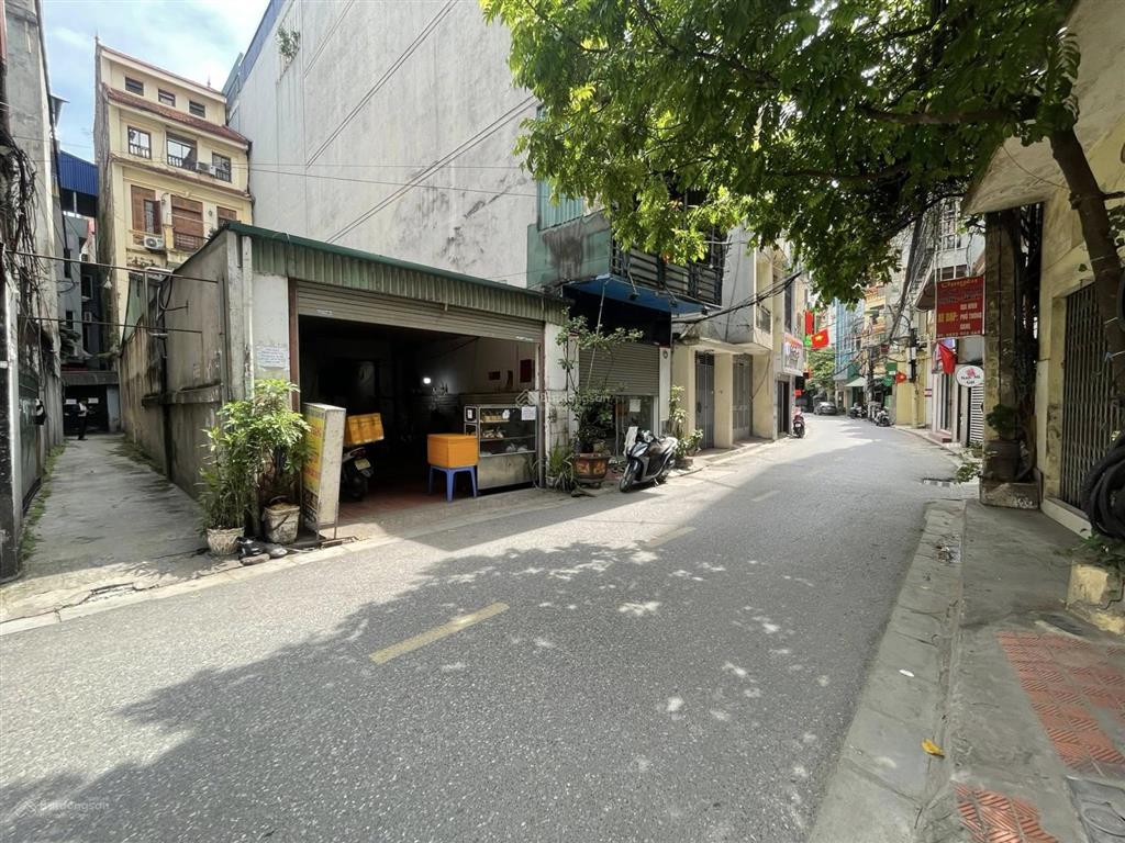 Rẻ nhất cầu giấy đất mặt phố lô góc 56 tỷ 210m2 mt 5m ô tô tránh kinh doanh hoa bằng, cầu giấy