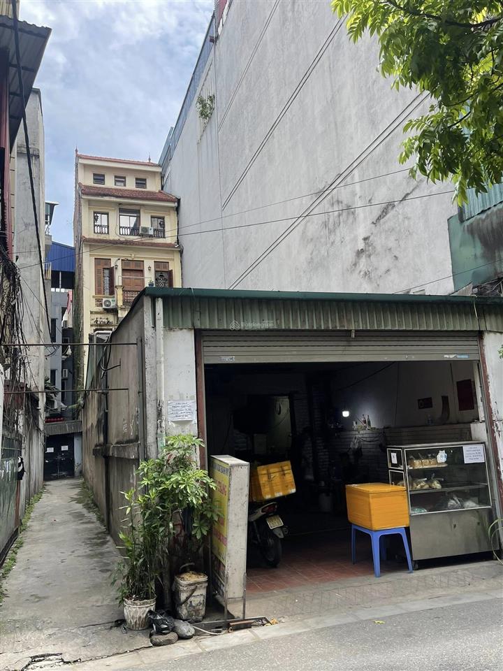 Rẻ nhất cầu giấy đất mặt phố lô góc 56 tỷ 210m2 mt 5m ô tô tránh kinh doanh hoa bằng, cầu giấy