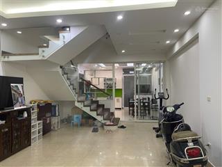 Nhà 5 tầng 78m cách 2 nhà ra phố nguyễn phong sắc,vị trí trung tâm cầu giấy giá đầu tư cực hấp dẫn