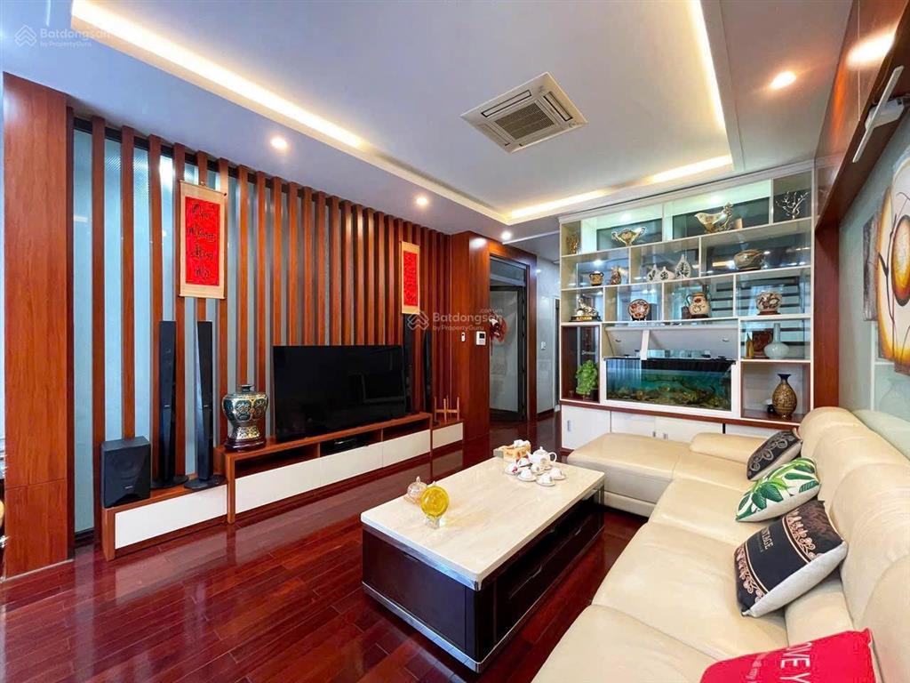 Bán nhà 6 tầng thang máy lô 26 tuyến 3 lê hồng phong