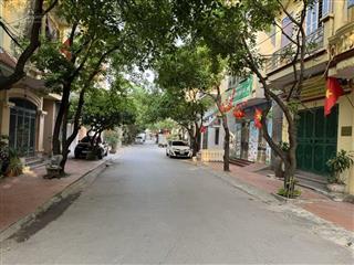 Hiếm có khó tìm, chỉ hơn 8 tỷ siêu phẩm phân lô, vỉa hè, đường 3 ô tô tránh, kiến hưng hà đông