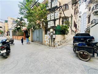 Bán nhà mới tinh ngọc lâm 259tr/m2 x 7 tầng  gara 2 ô tô  2 thoáng  full nội thất gỗ óc chó