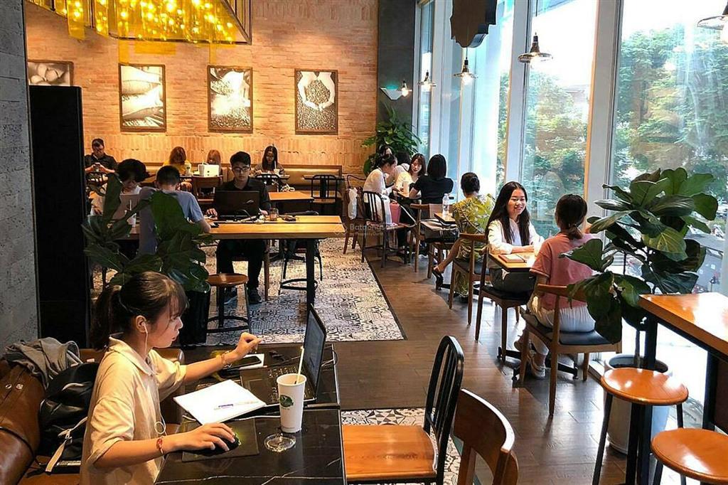 Góc 2mt trần hưng đạo ( 8m x 18m ) kết cấu 5 tầng  hđt 200tr/tháng  gía 58 tỷ tl