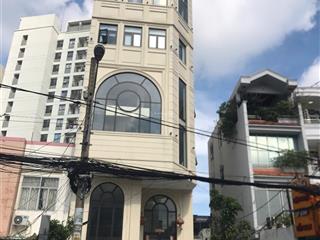 Cần tiền nên bán mặt tiền nơ trang long  dt 26x18m  đang cho thuê 180 tr  giá tl