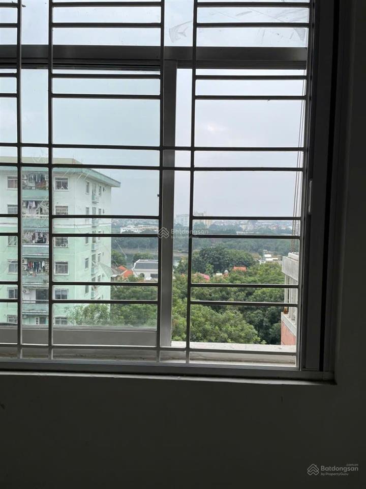 Cho thuê nơ 7 linh đàm, căn 3 ngủ 2 vệ sinh, giá 10tr/tháng