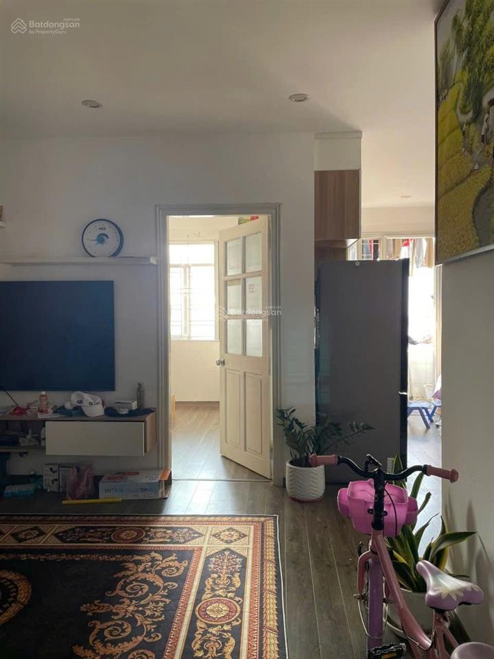 Cho thuê nơ 7 linh đàm, căn 3 ngủ 2 vệ sinh, giá 10tr/tháng