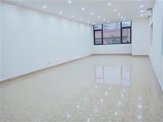 Cần cho thuê nhà mới tinh phố trung kính đôi  trung hoà  cầu giấy, hà nội. xây mới 5 tầng