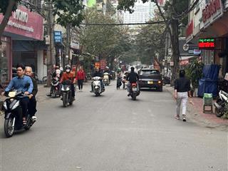 Sở hưu ngay nhà ngõ 108 trần phú mỗ lao hà đông, nhà đẹp, kinh doanh tốt, view hồ, vỉa hè rộng.