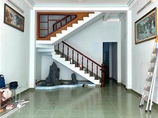 Giá 10tỷ nhà mặt tiền chu văn an, trung tâm nha trang ra biển 3 phút, đã hoàn công, đường rộng 13m