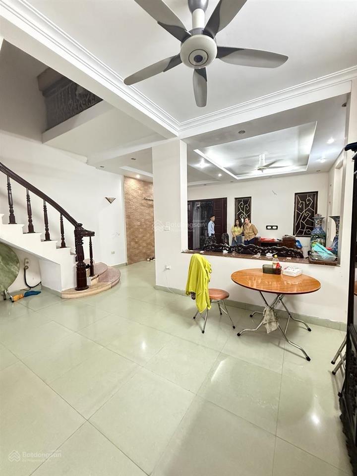 Bán nhà tây sơn lô góc vàng 2 mặt thoáng kinh doanh cực đỉnh 32.5 tỷ
