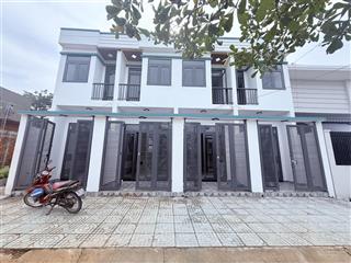Cần tiền nên bán gấp căn nhà mặt tiên chính chủ diện tích 48m2, giá 980tr, ngay chợ, shr