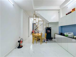 Bán nhà 2 tầng  hxh  gần cầu vượt linh xuân  dt 80m2 giá 4,6 tỷ