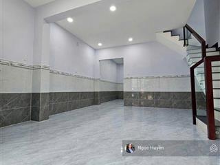 Hàng ngộp  nhà 2 tầng  hxh  đường số 8  p, linh xuân, dt 180m2  giá 6,1 tỷ