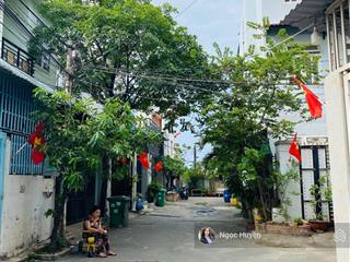 Bán nhà c4 hxh 5m nở hậu  dt  60m2 giá 4 tỷ  gần ql1 k