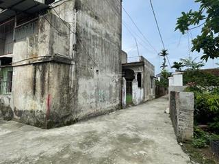 Bán đất thị trấn ứng hòa, lô góc có sẵn nhà 2 tầng ở luôn đường ô tô quay đầu gần tl428