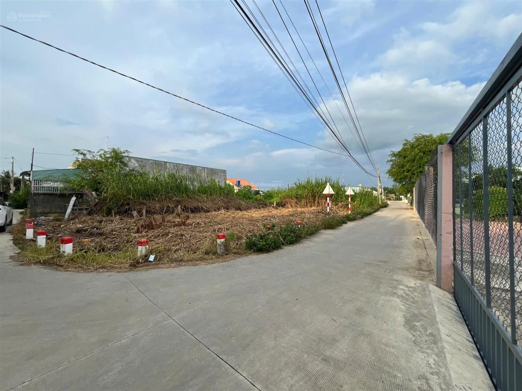 Bán gấp lô góc 2 mặt tiền đường lê văn tâm, chỉ 1 tỷ 200 triệu