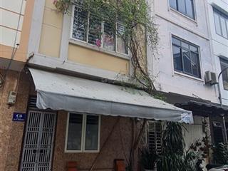 Tôi cần bán nhà khu phân lô vỉa hè mỗ lao 50m2, xây 5 tầng, mặt tiền 5m, giá 14,8 tỷ