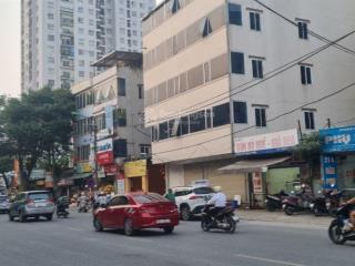 Giảm 1 tỷ bán căn nhà lô góc phùng hưng, hà đông với diện tích 61m2