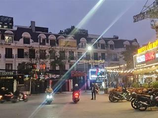 Bán căn lk phùng khoang vị trí kinh doanh. dt 122m xây 4t, mt 5m.