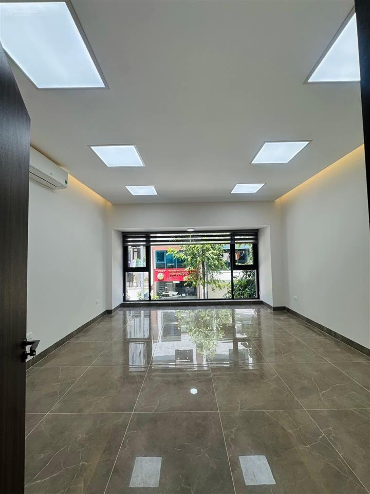 Bán căn shophouse 7 tầng thang máy kđt galaxy vạn phúc.