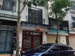 Giá tốt nhát, nhà đẹp nhất căn nhà hàng bè kiến hưng hà đông.