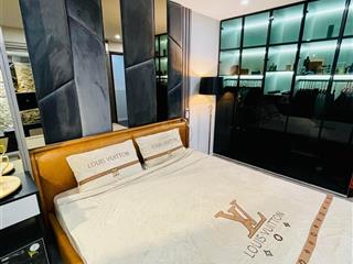 Bán căn 60b nguyễn huy tưởng, 60m2 thiết kế 2pn, tầng trung view thoáng full nội thất giá 5.6tỷ