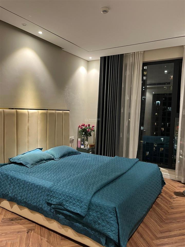 Cần bán căn 82 thống nhất complex, 90m2 thiết kế 3pn, tầng trung bc đông bắc full nội thất giá 9tỷ