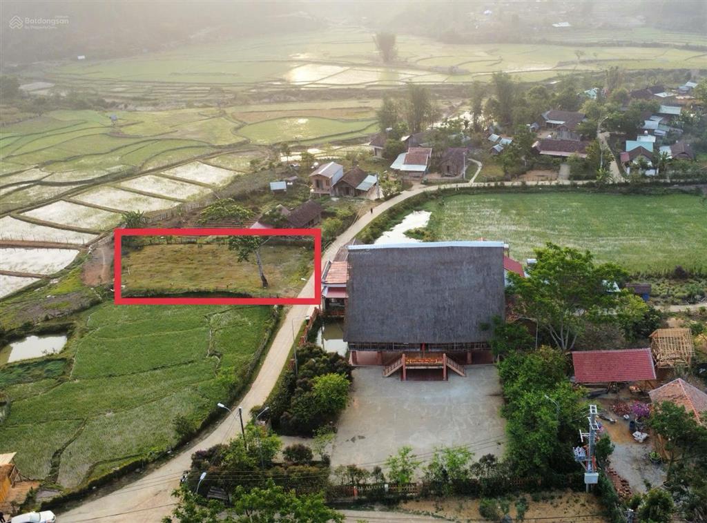 Siêu phẩm mặt tiền măng đen  view ruộng tuyệt đẹp!