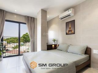 Cho thuê căn hộ studio cao cấp full nội thất mới 100%. có thang máy, bảo vệ, hầm xe. trống sẵn