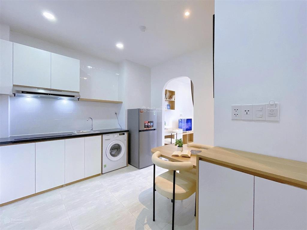 Cho thuê căn hộ stu  1pn, 45m2 full nội thất, có ban công khu vực q1  bt. an toàn pccc, nt mới