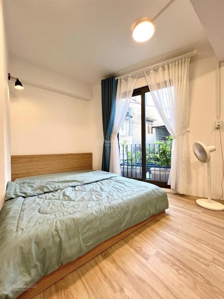 Cho thuê căn hộ stu  1pn, 45m2 full nội thất, có ban công khu vực q1  bt. an toàn pccc, nt mới